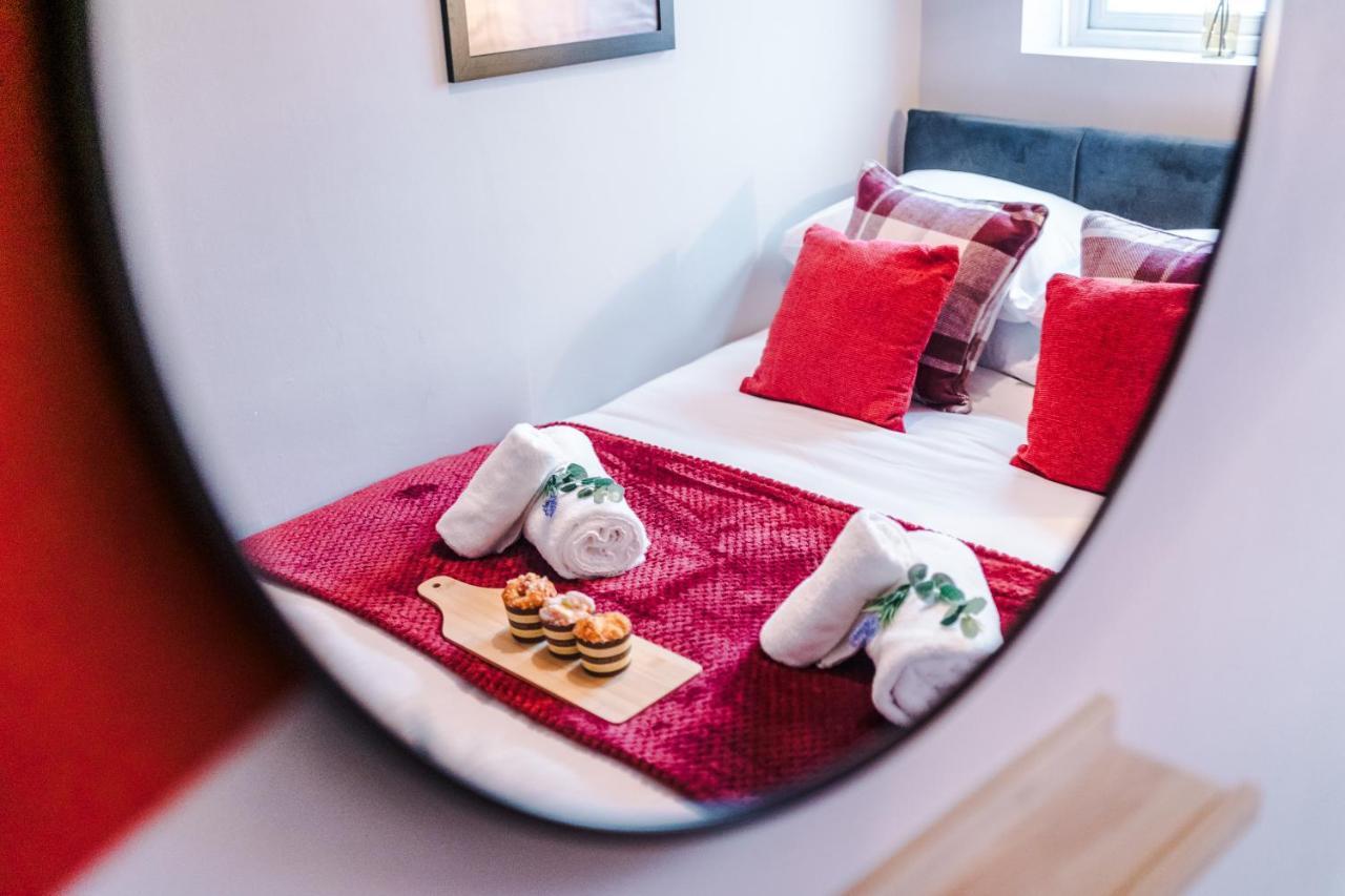 New! Gorgeous 2-Bed Home In Chester City Centre By 53 Degrees Property - Incredible Location, Ideal For Small Groups - Sleeps 6! Ngoại thất bức ảnh